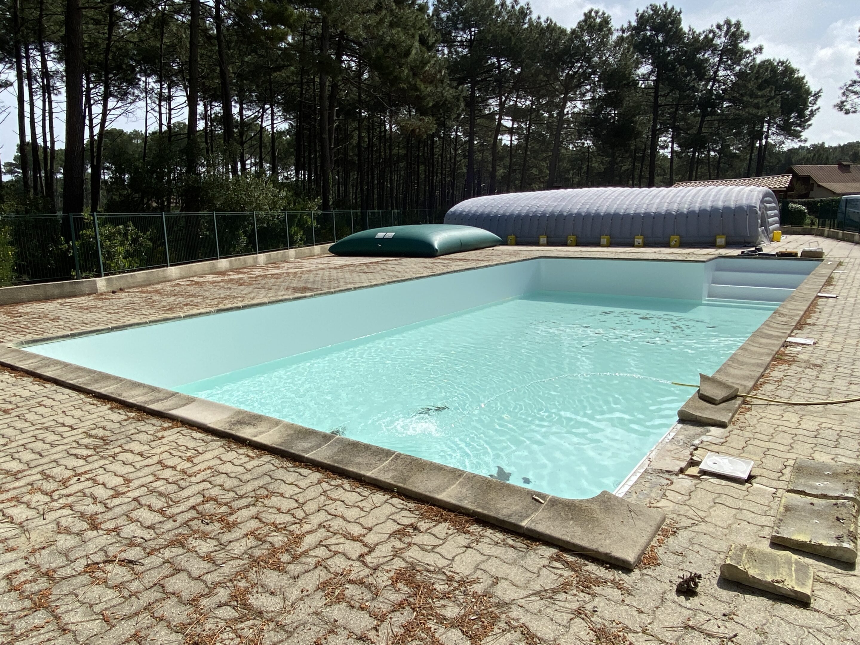 Membrane armée pour piscines de résidence