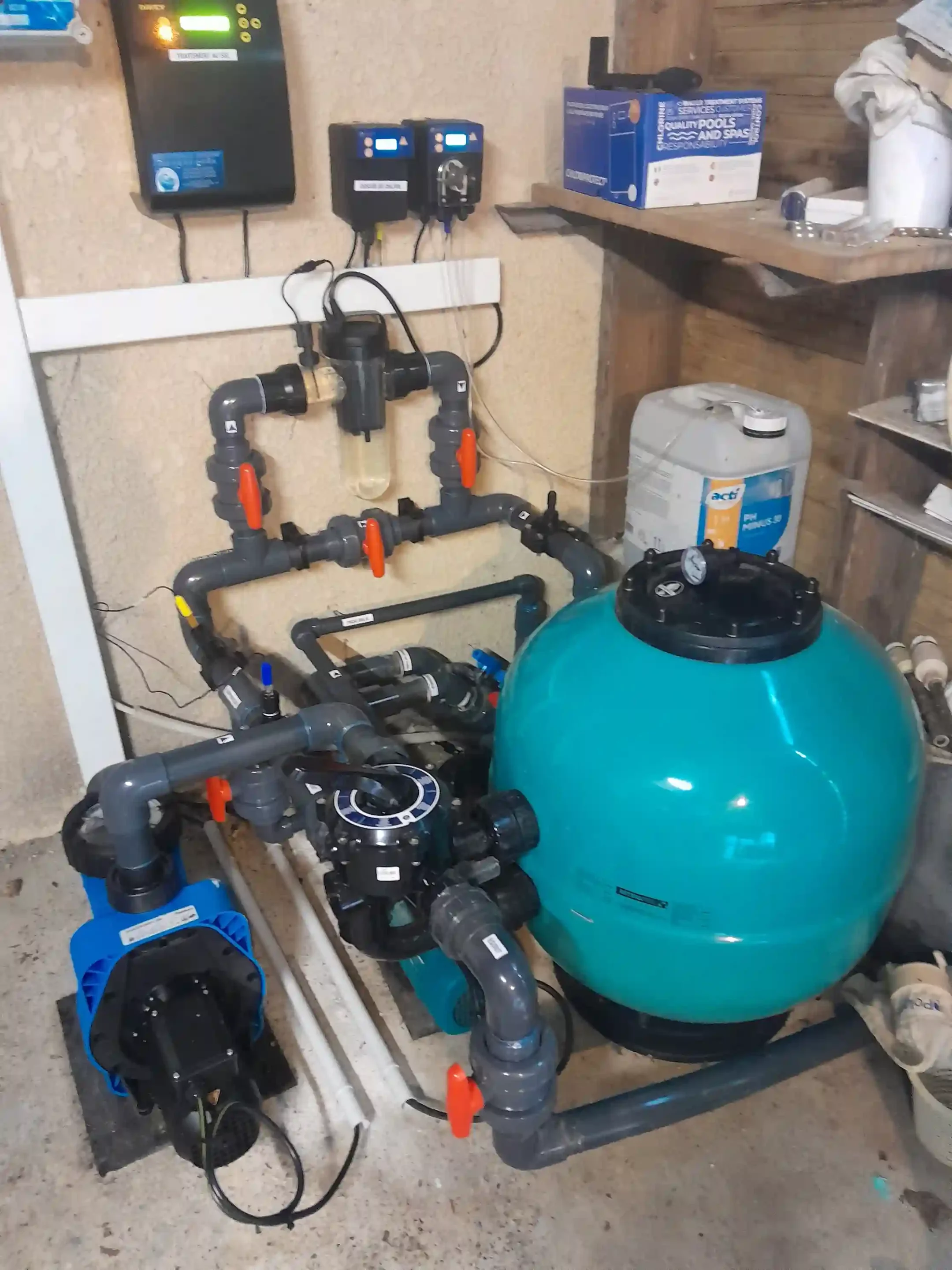 Remise à neuf local technique à Saumos