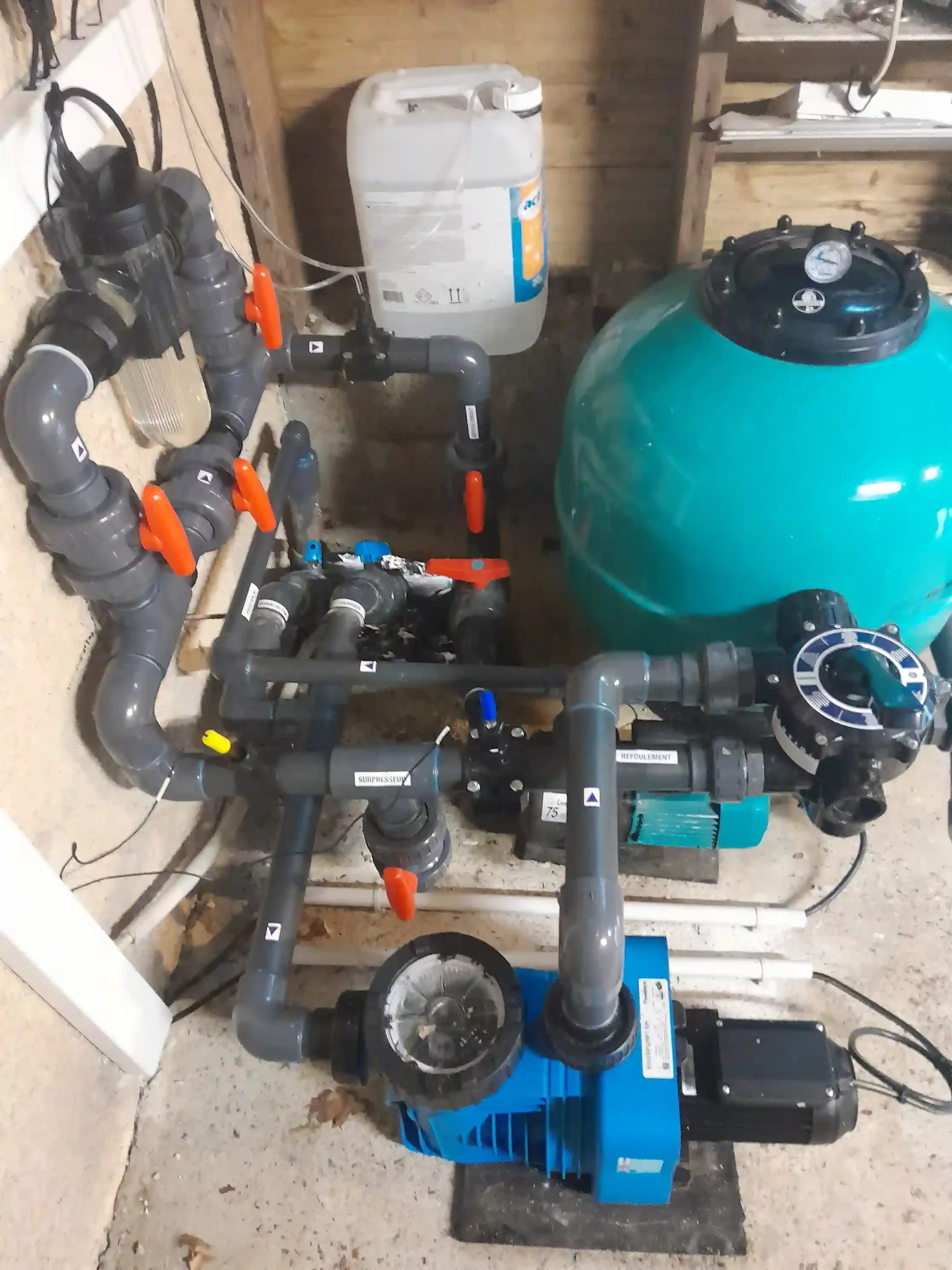 Remise à neuf local technique à Saumos