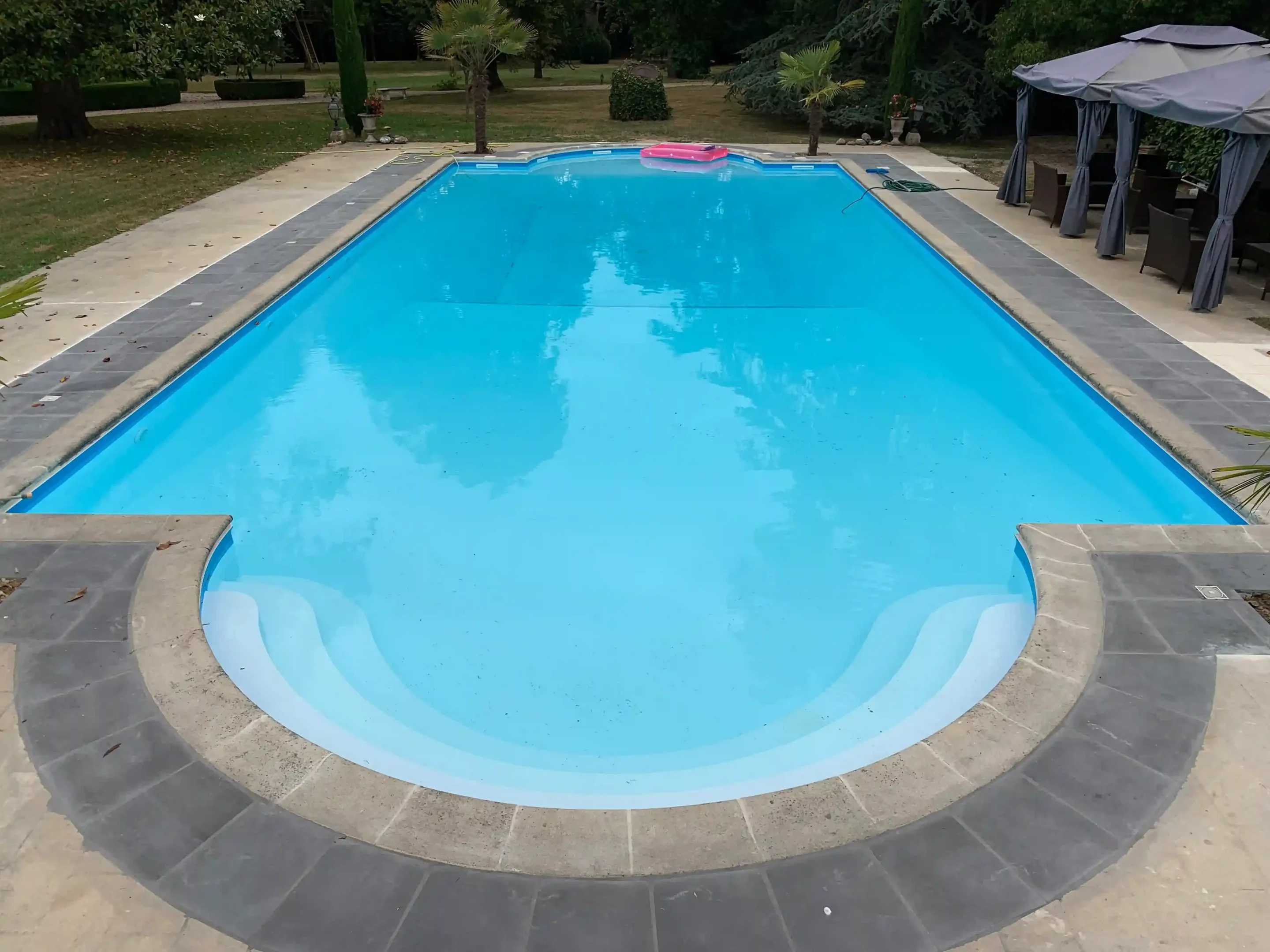 Rénovation piscine de château à Saint-Loubès