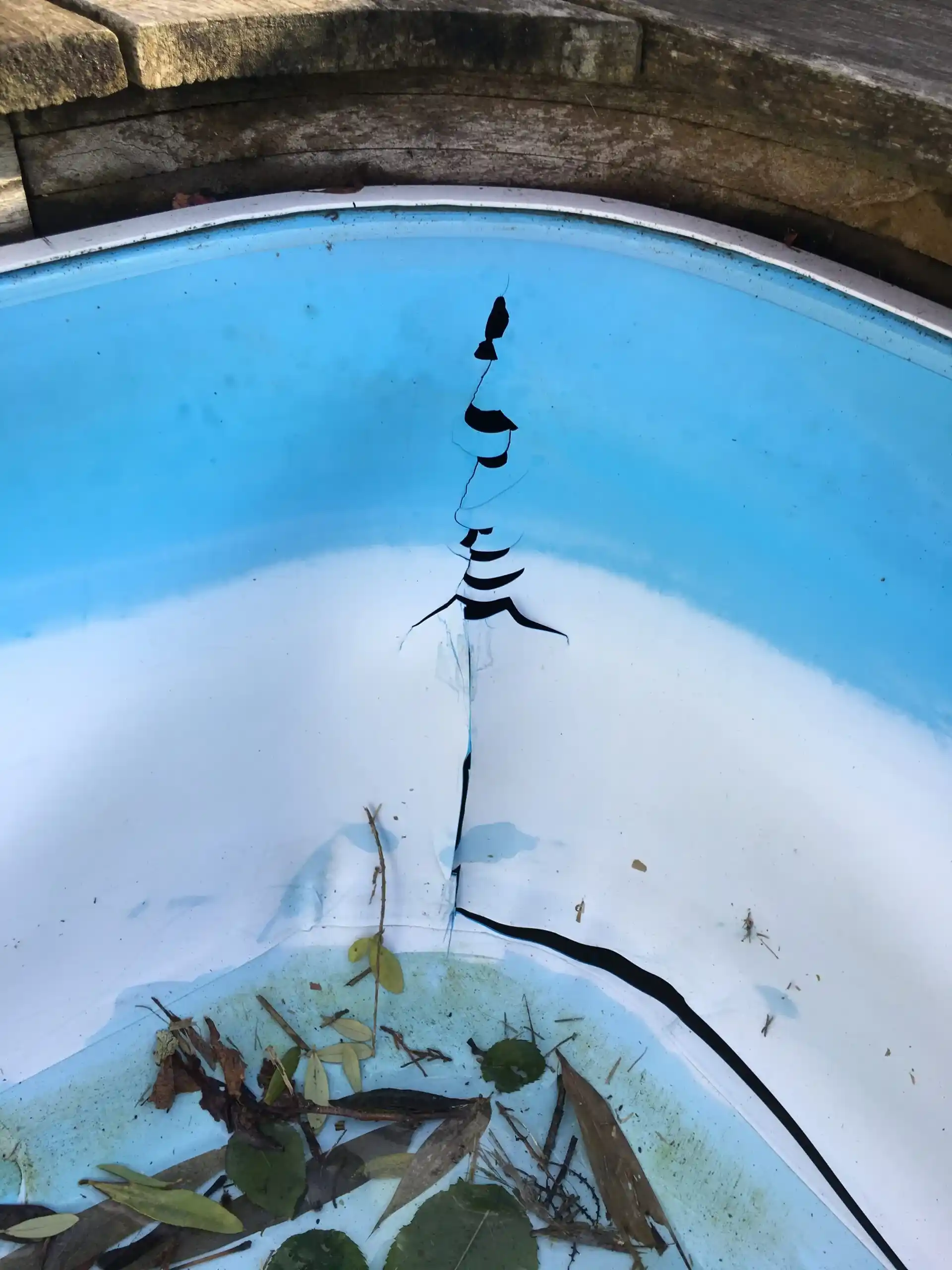 Remplacement de liner fissuré à Eysines