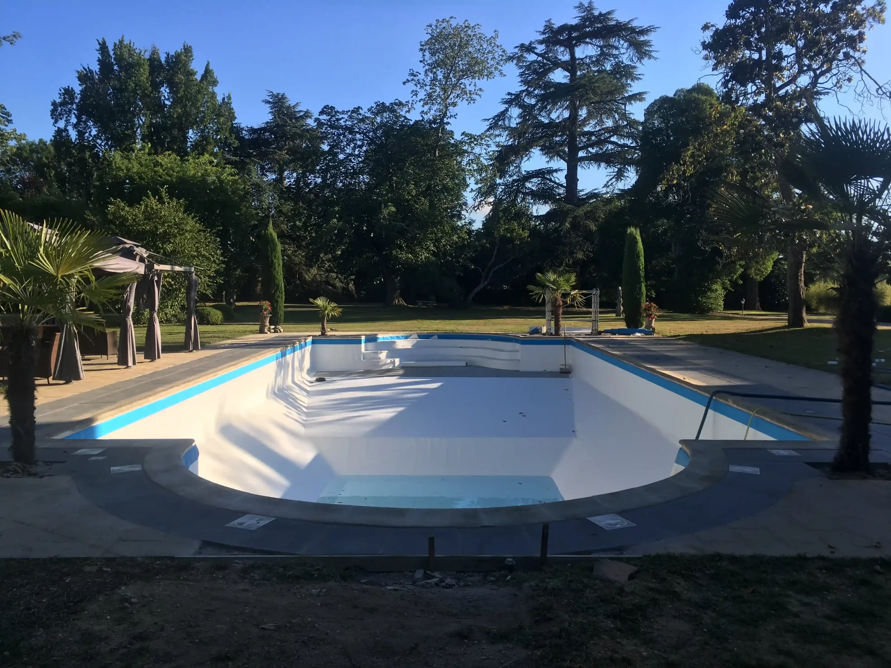 Rénovation piscine de château à Saint-Loubès